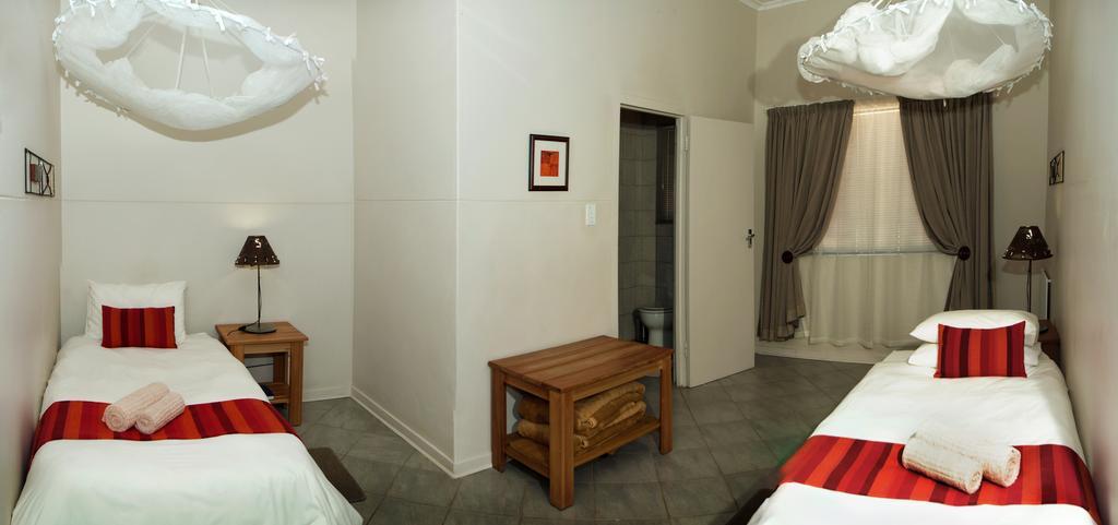 Bahnhof Hotel เอาส์ ภายนอก รูปภาพ